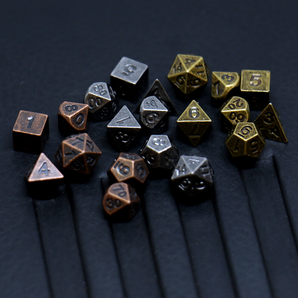 Board Game Enthusiast - 7pcs Set Metal Mini Archaized Board