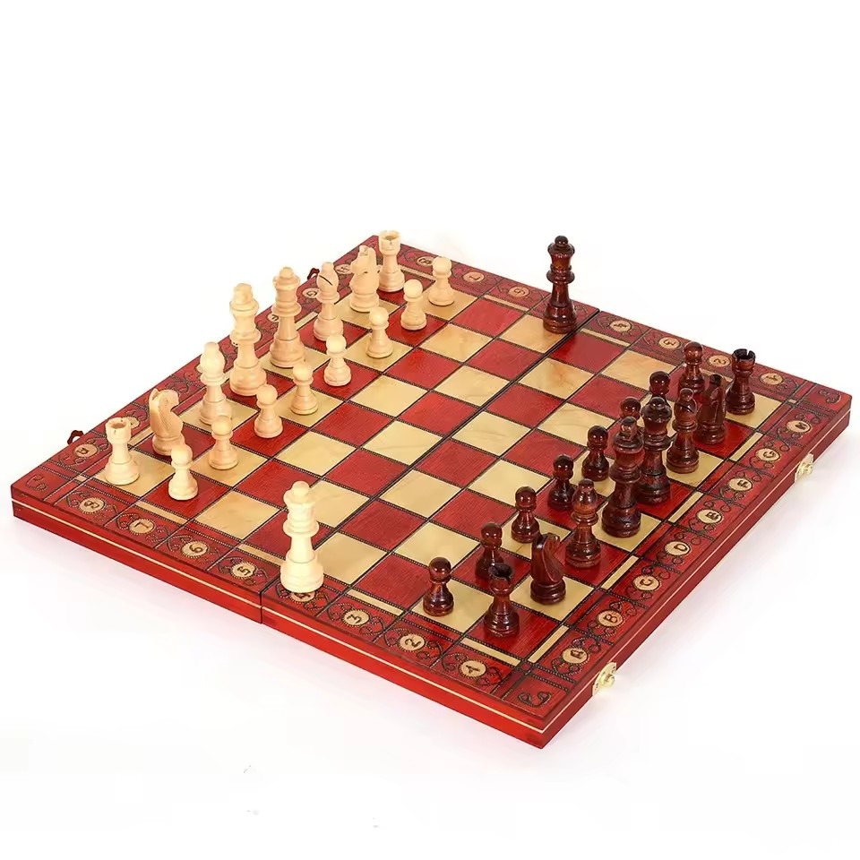 Folding Wooden Portable Chess  - Board Game Yearbook avis et prix