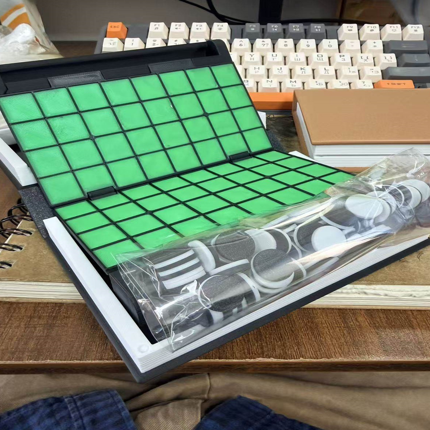 3D Printed Board Book, Board G - Board Game Yearbook avis et prix