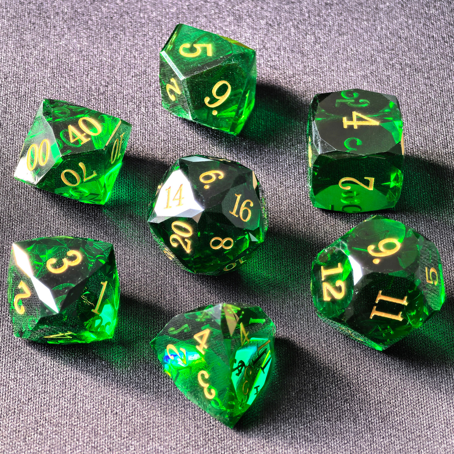 Crystal Multifaceted Polyhedra - Dice Set Polyhedral avis et prix