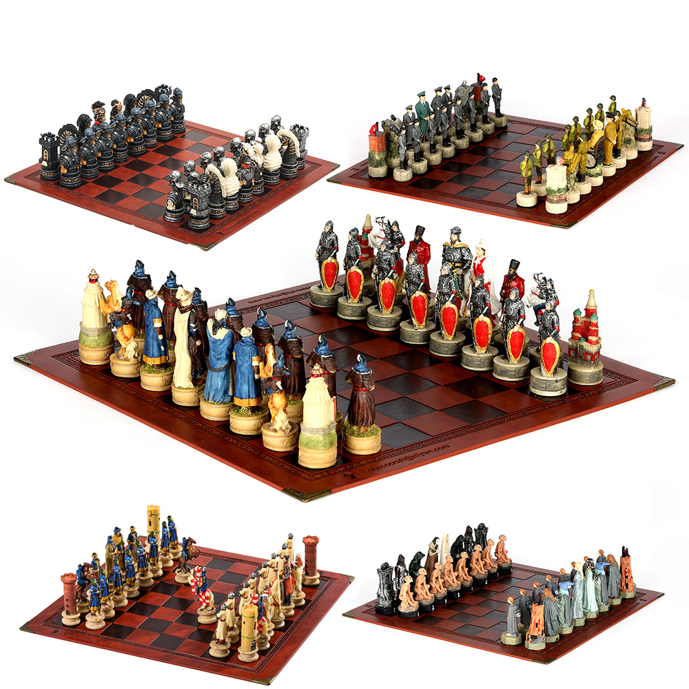 War-themed Chess Set Genghis K - Board Game Yearbook avis et prix